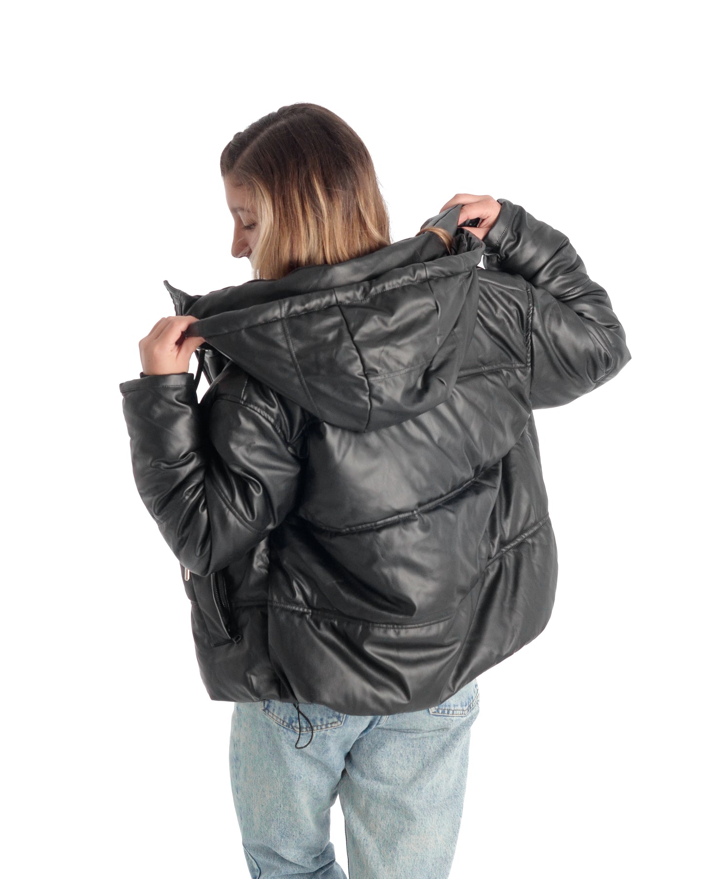 Campera Puffer Negra Inflada con Capucha
